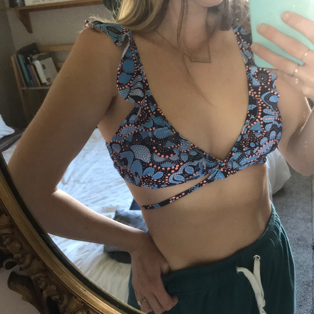 Pattern Criss Cross Bikini Top by Aerie